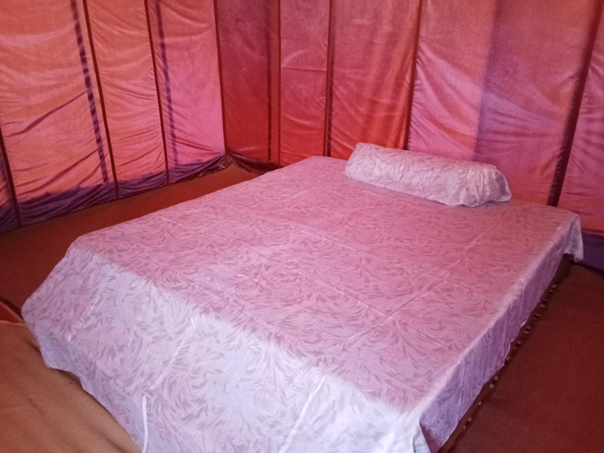 Bivouac Cote-Iriki Hotel Foum Zguid Екстериор снимка