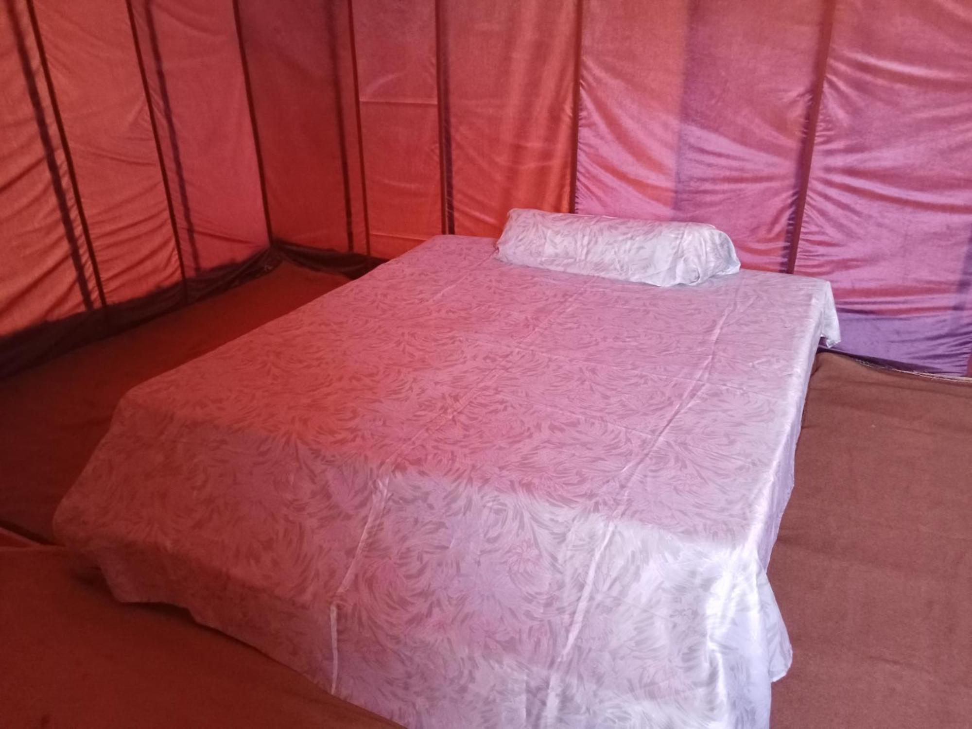 Bivouac Cote-Iriki Hotel Foum Zguid Екстериор снимка